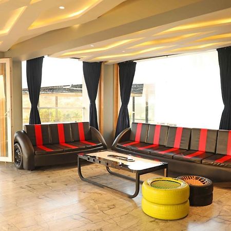 Sport Bar Villa 6Bhk Infinity Pool With Waterfall Igatpuri Zewnętrze zdjęcie